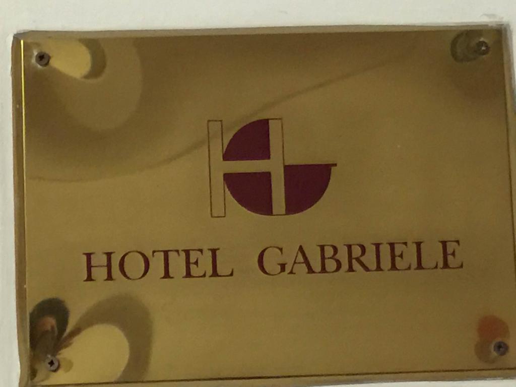 Hotel Gabriele Ρώμη Εξωτερικό φωτογραφία